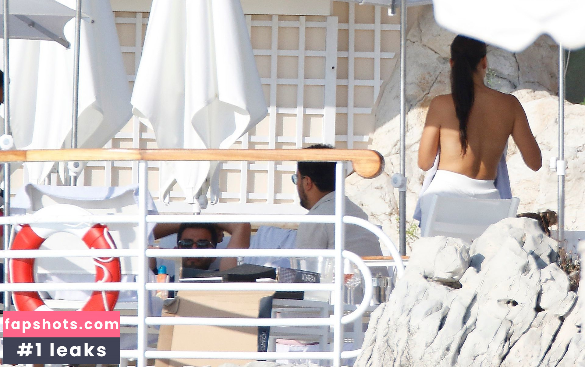 Shanina Shaik Nude Leaks OnlyFans Photos #205 - Fapshots