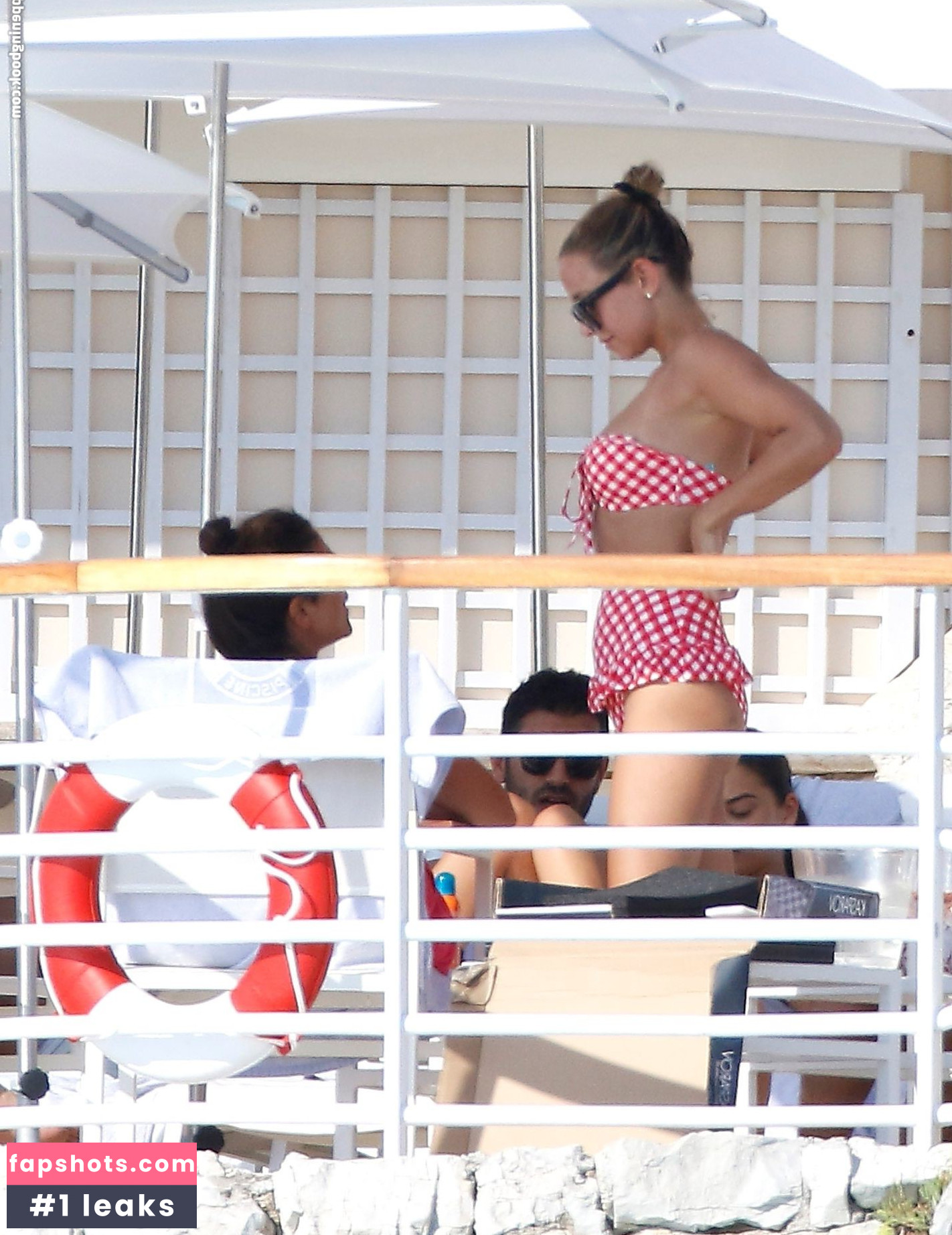 Shanina Shaik Nude Leaks OnlyFans Photos #206 - Fapshots