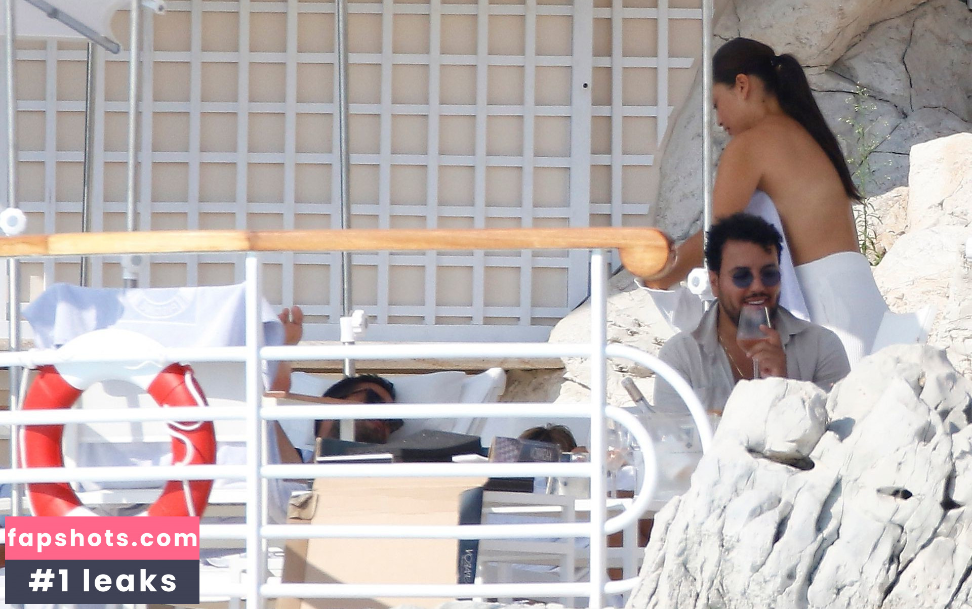 Shanina Shaik Nude Leaks OnlyFans Photos #209 - Fapshots