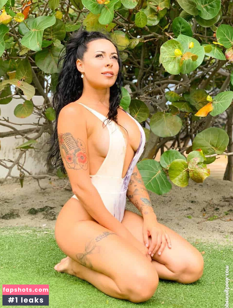 Shanna Kress Nude Leaks OnlyFans Photos #17 - LeakJerk