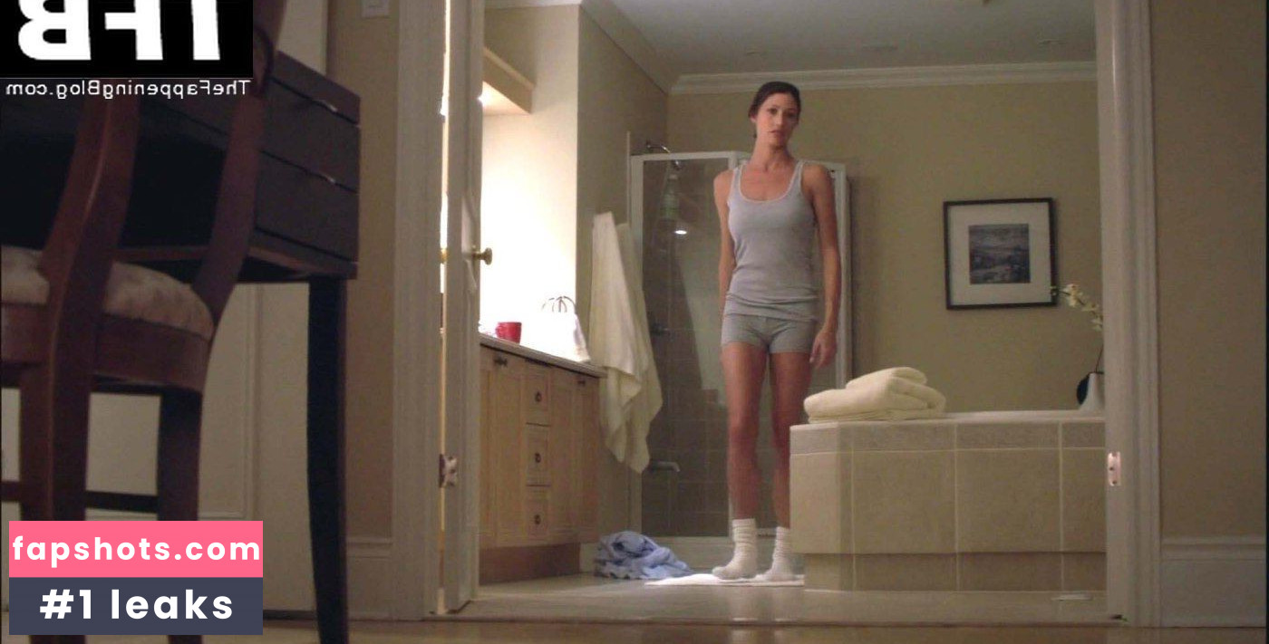 Shannon Elizabeth gallery photo #29