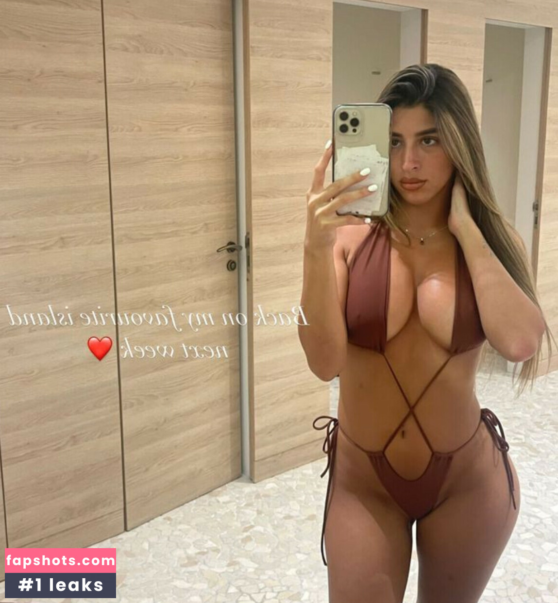 Shannon Singh gallery photo #142