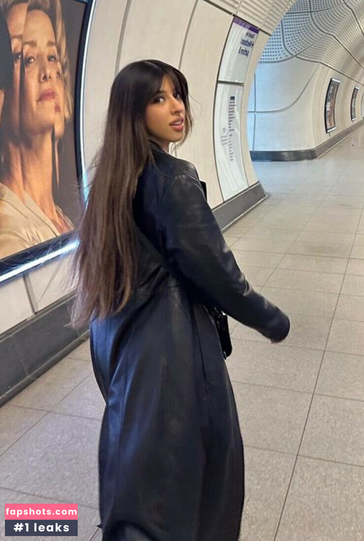 Shannon Singh gallery photo #197