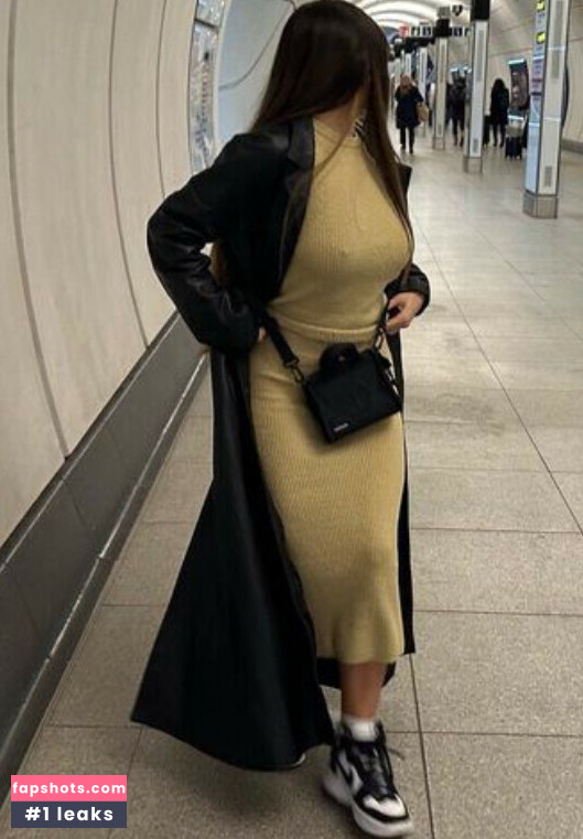 Shannon Singh gallery photo #198