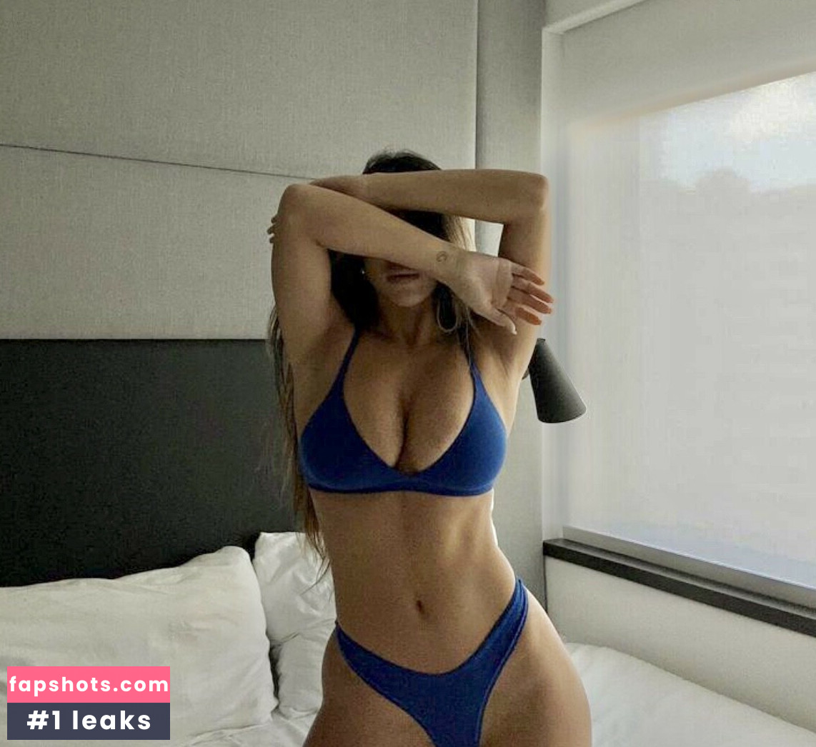 Shannon Singh gallery photo #217