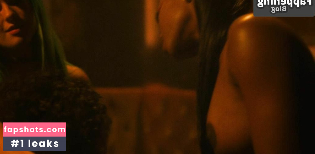 Shannon Thornton gallery photo #24