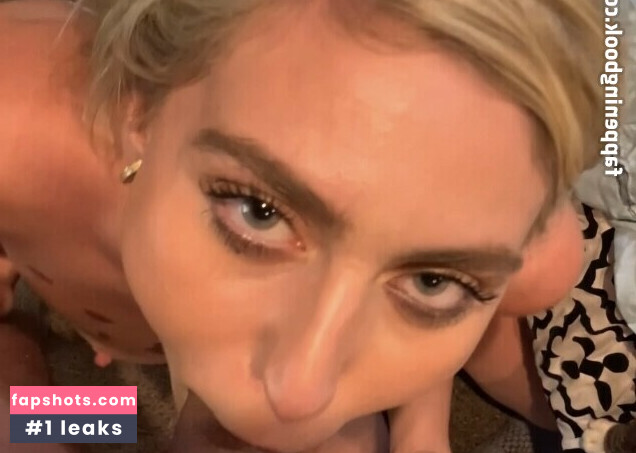 Shannon Walsh gallery photo #7