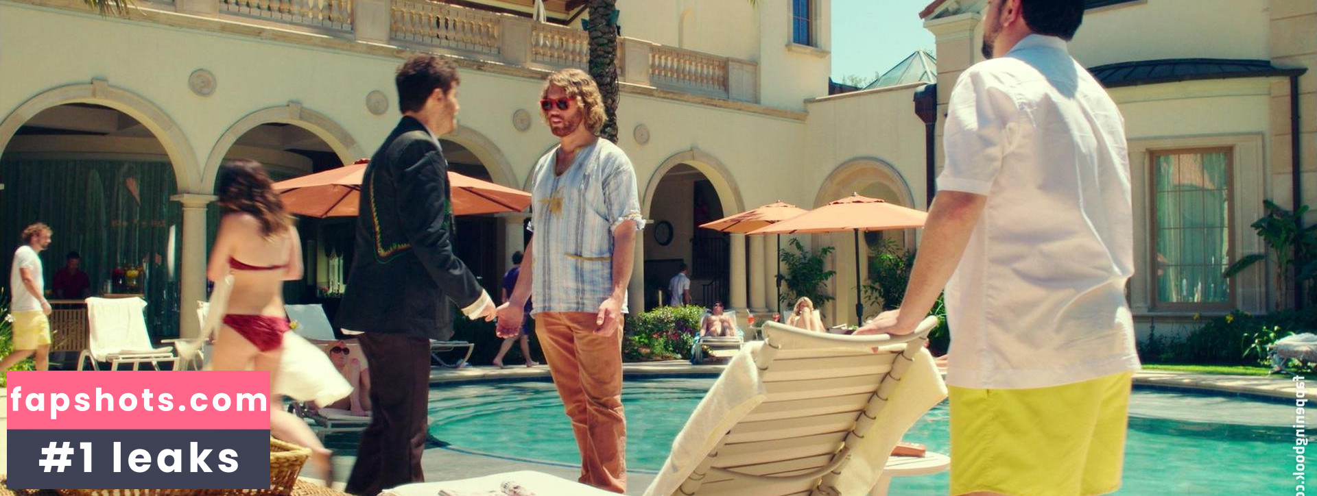 Shannon Woodward gallery photo #14