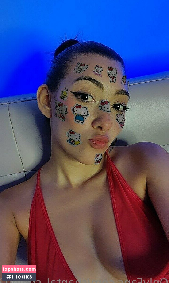 shantal_smile02 gallery photo #17