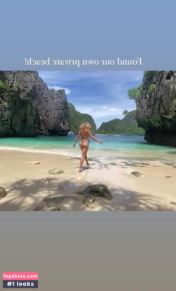 Shantel VanSanten gallery photo #536