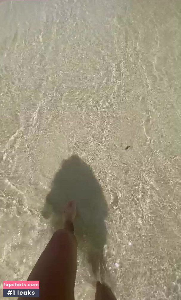 Shantel VanSanten gallery photo #541