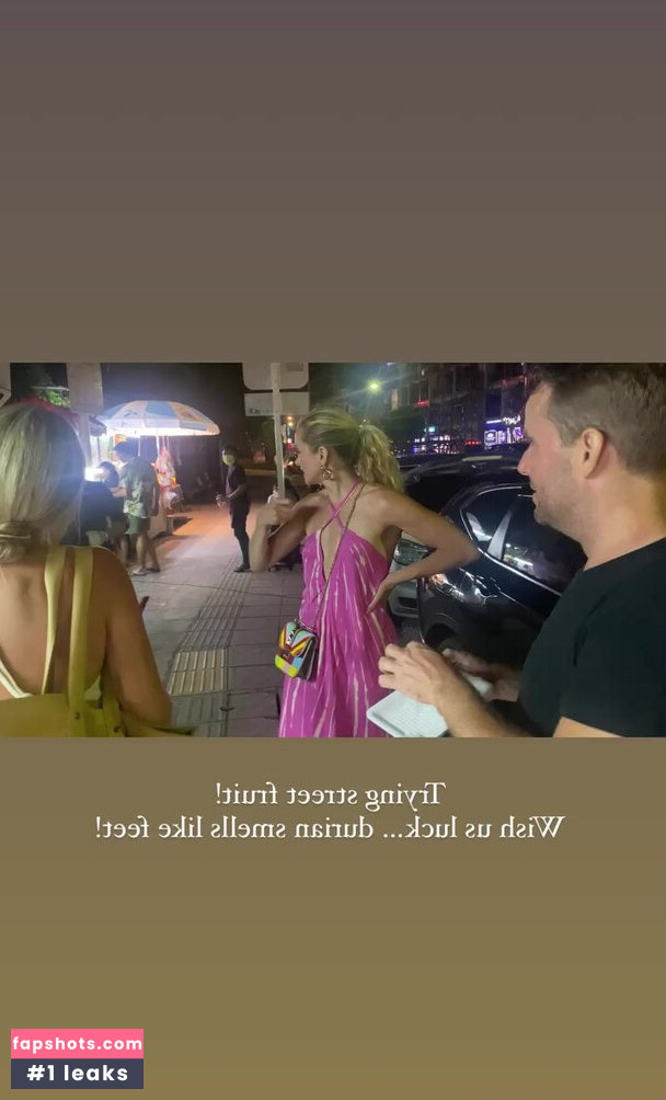 Shantel VanSanten gallery photo #545