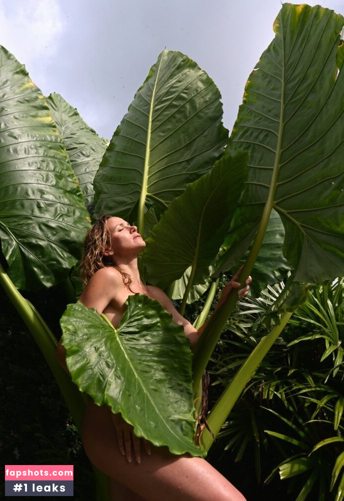 Shantel VanSanten gallery photo #551