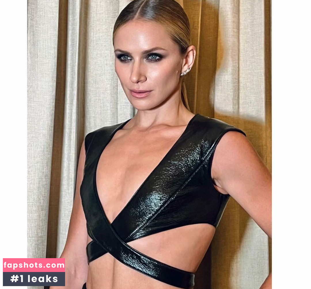 Shantel VanSanten gallery photo #612