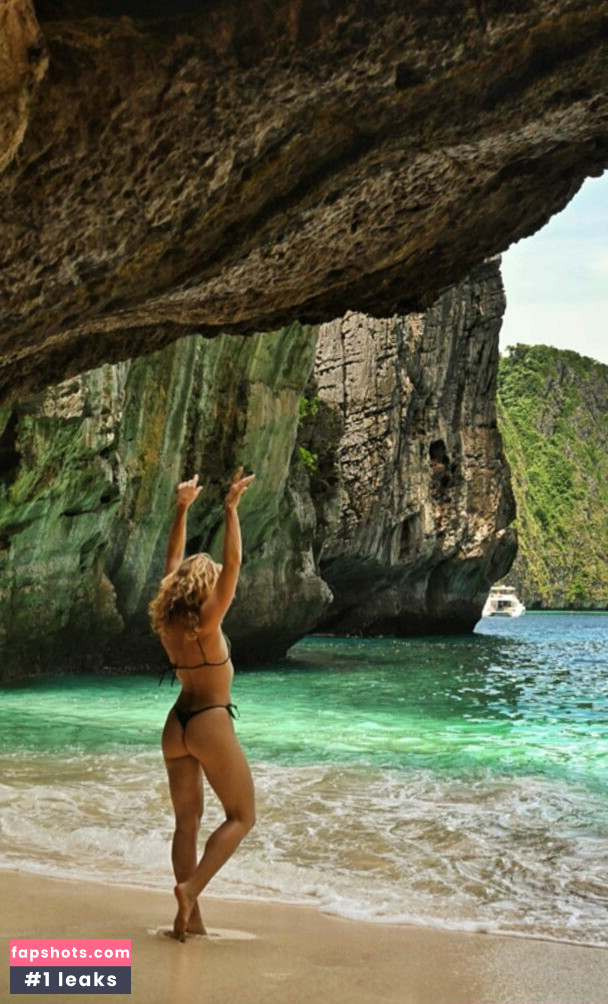 Shantel VanSanten gallery photo #627