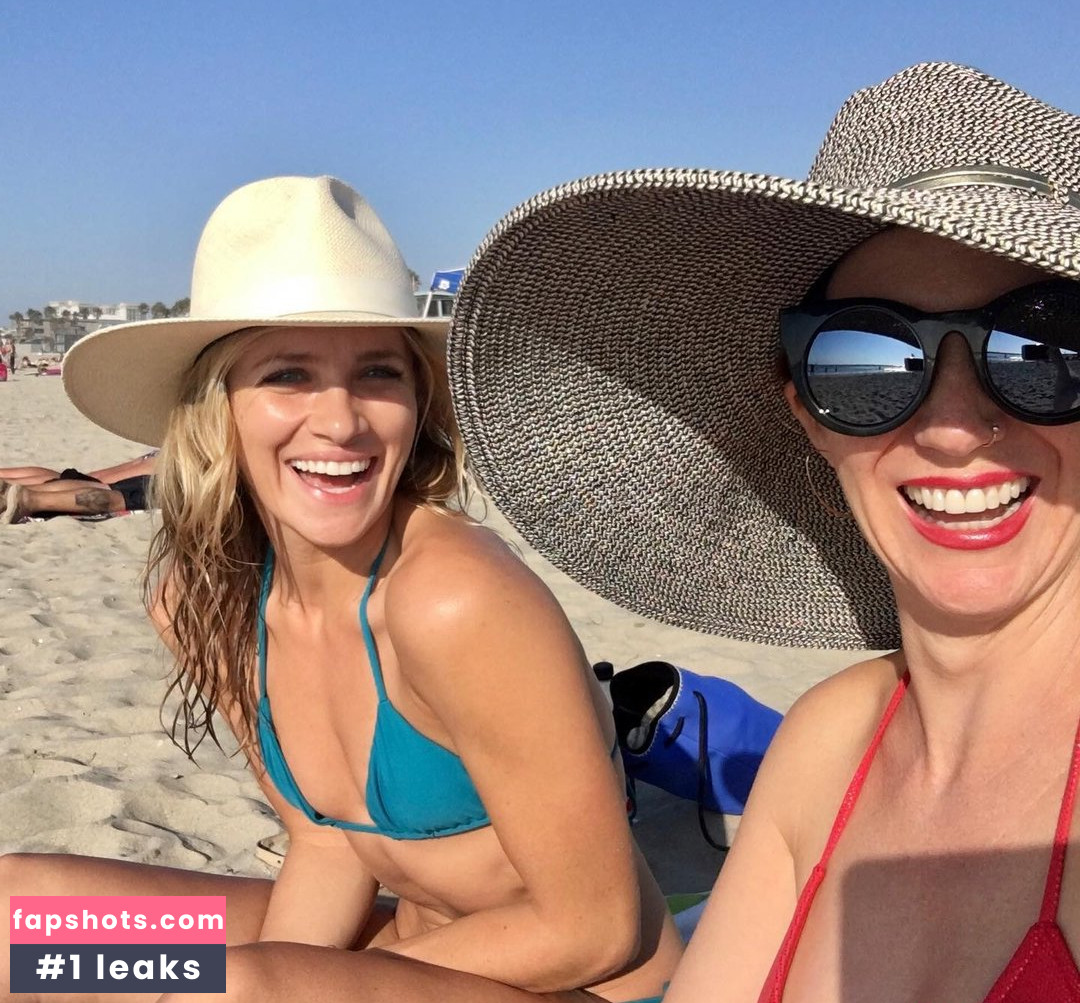 Shantel VanSanten gallery photo #706