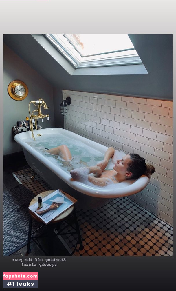 Shantel VanSanten gallery photo #709