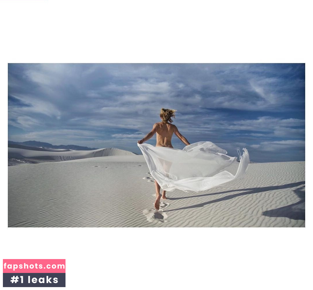 Shantel VanSanten gallery photo #710