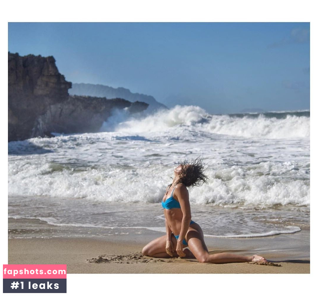 Shantel VanSanten gallery photo #711