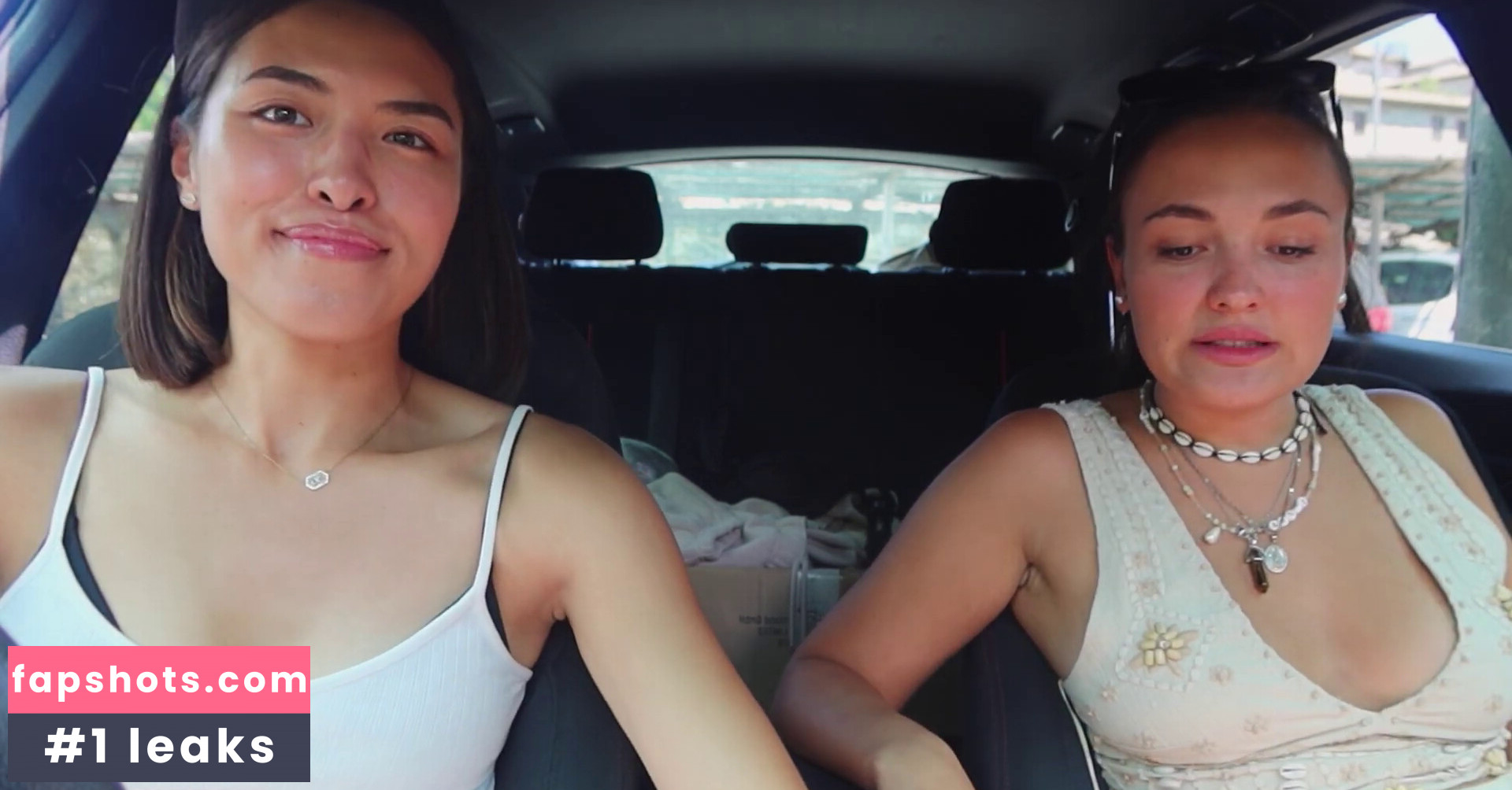 Shanti Tan gallery photo #147