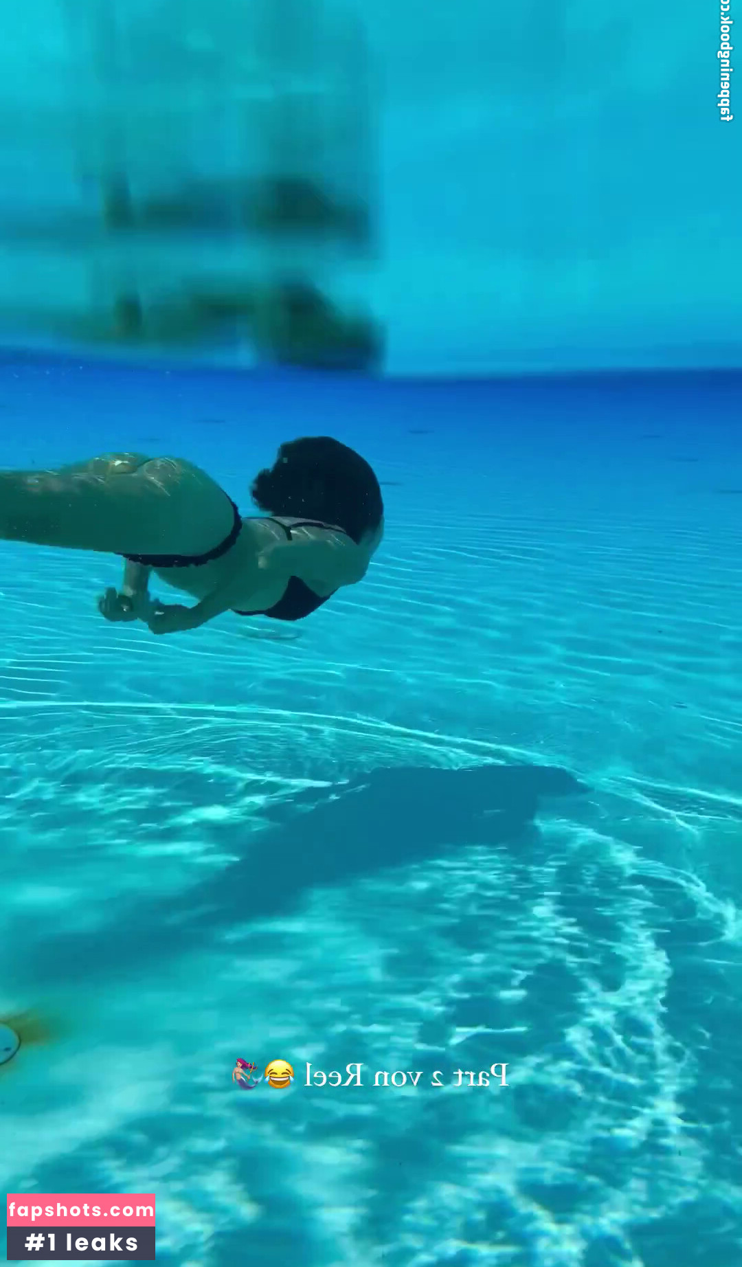 Shanti Tan gallery photo #196