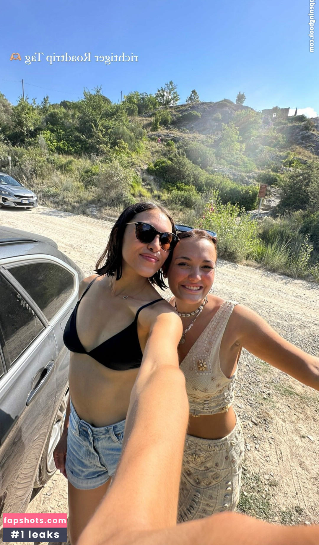 Shanti Tan gallery photo #205