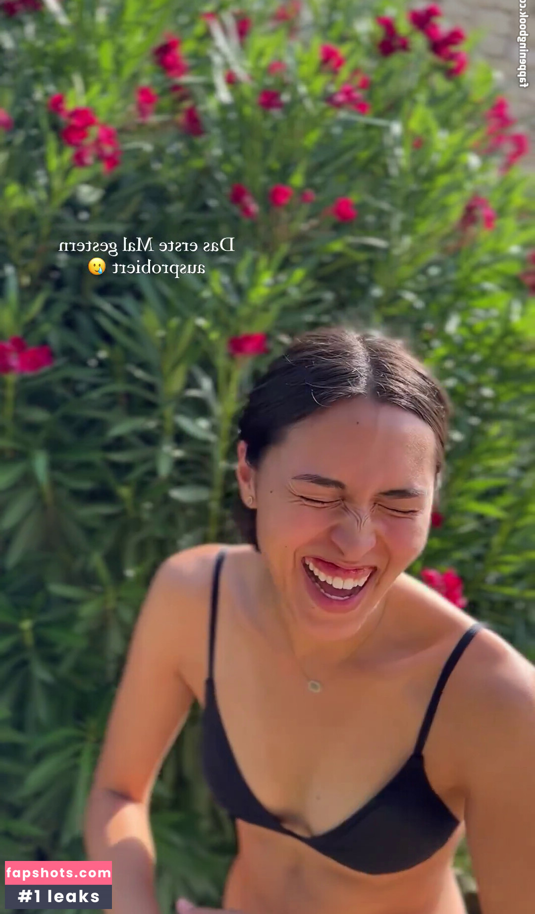 Shanti Tan gallery photo #218