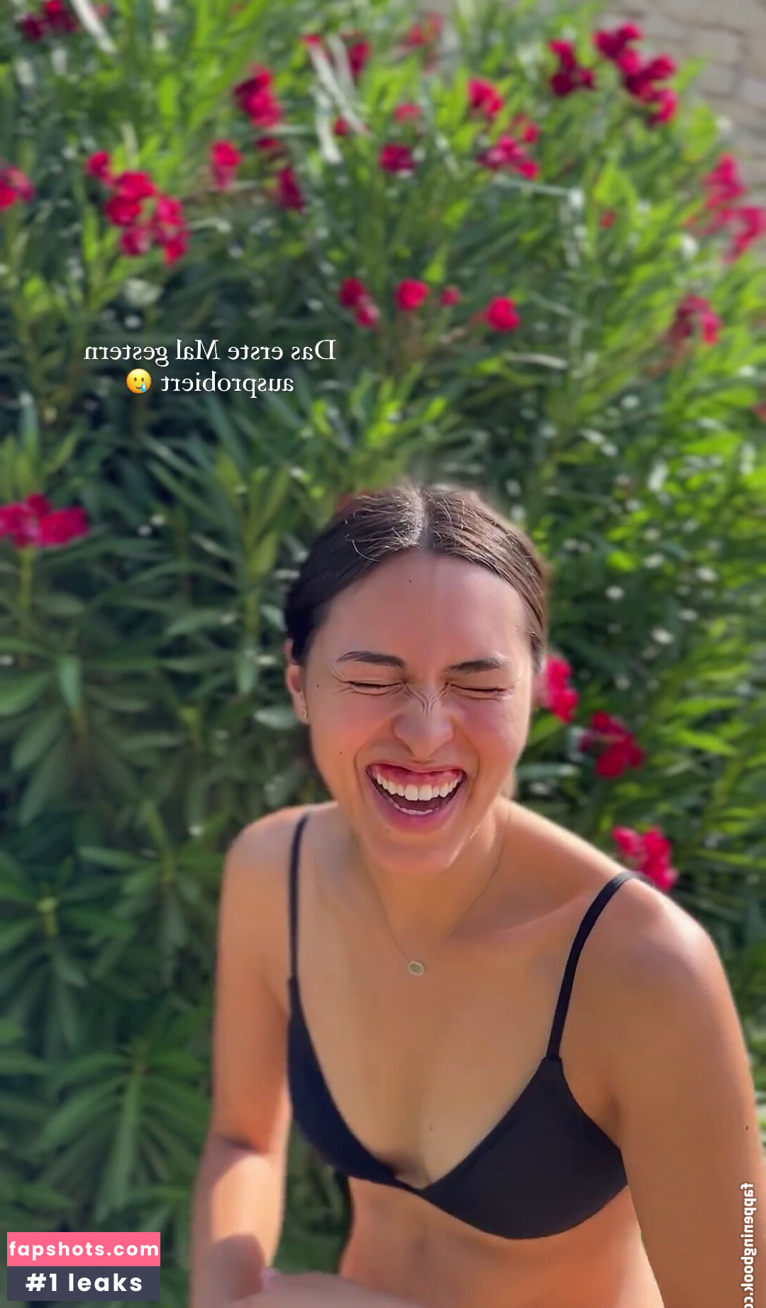 Shanti Tan gallery photo #230