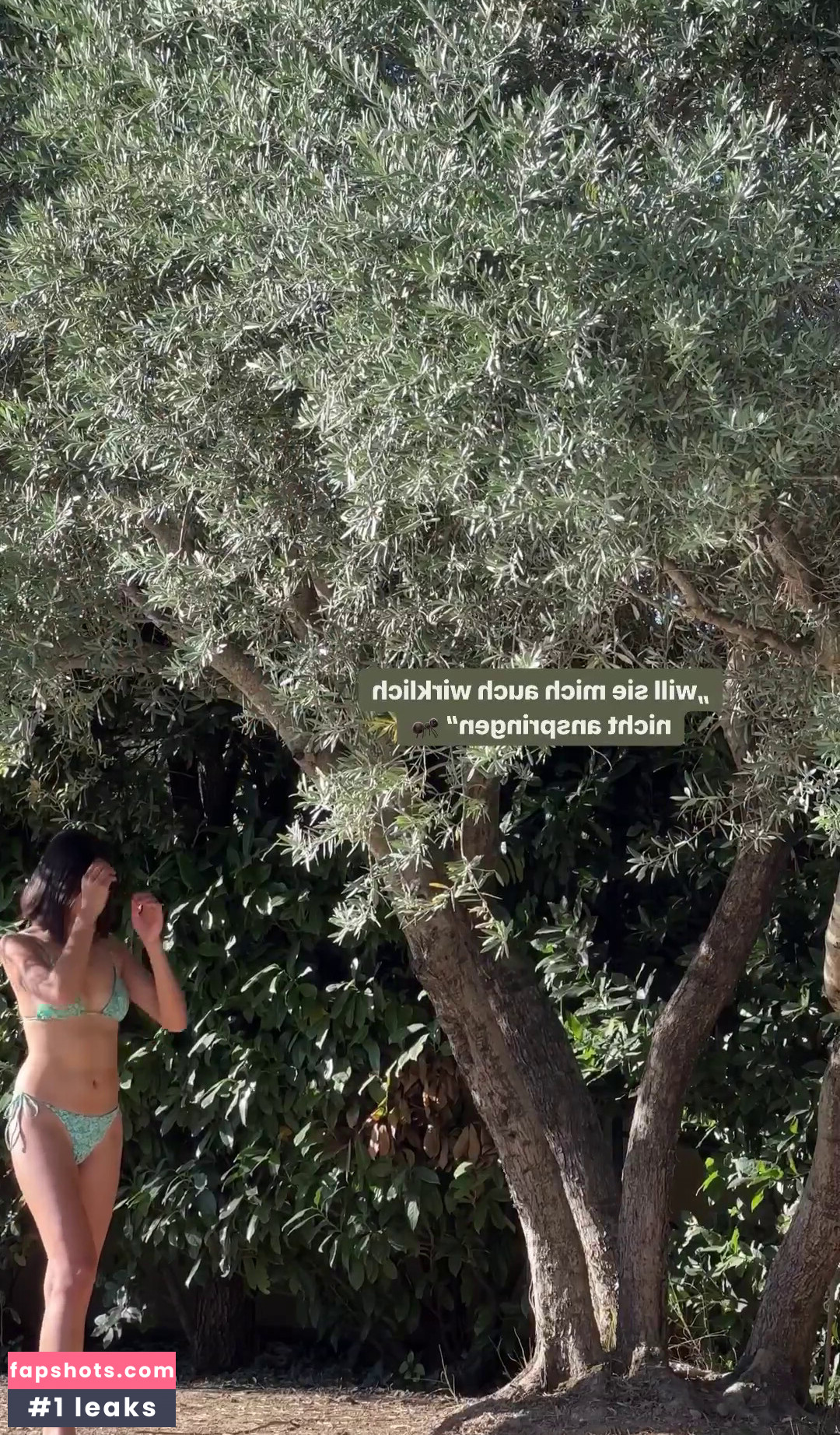 Shanti Tan gallery photo #242