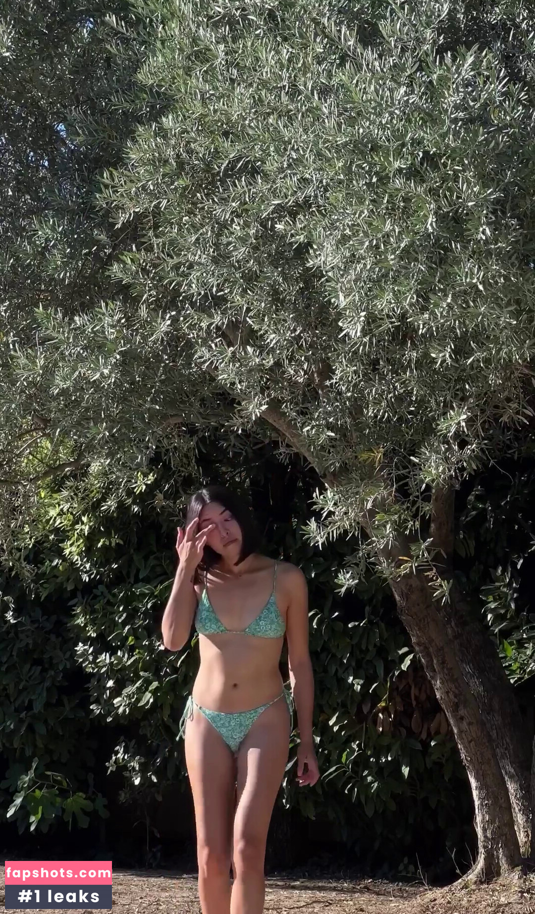 Shanti Tan gallery photo #247