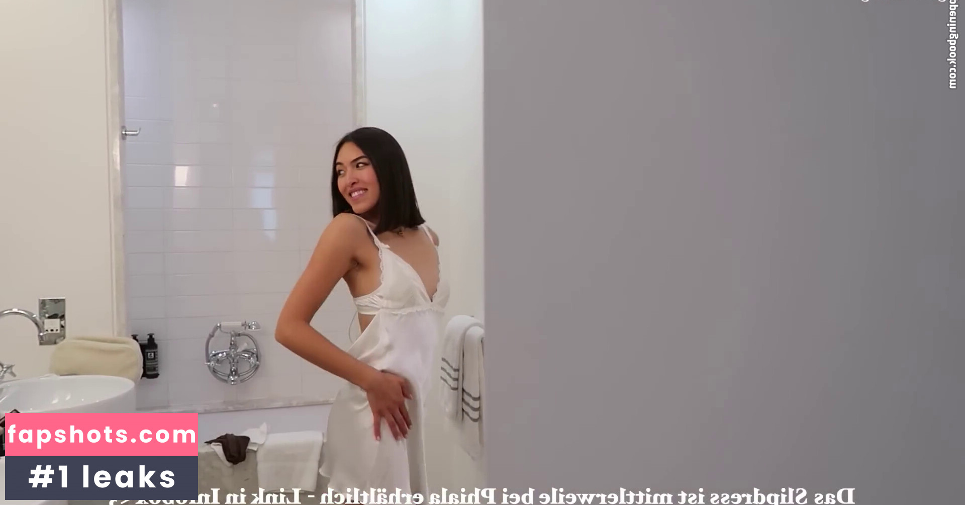 Shanti Tan gallery photo #287