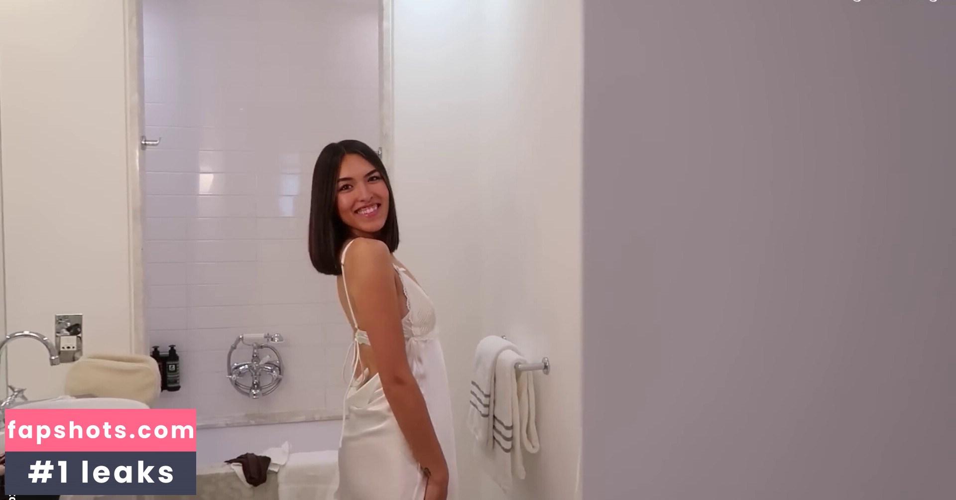 Shanti Tan gallery photo #290