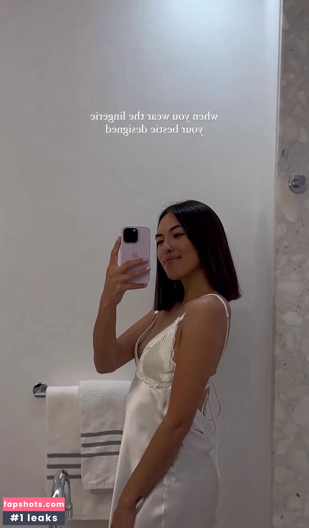 Shanti Tan gallery photo #304