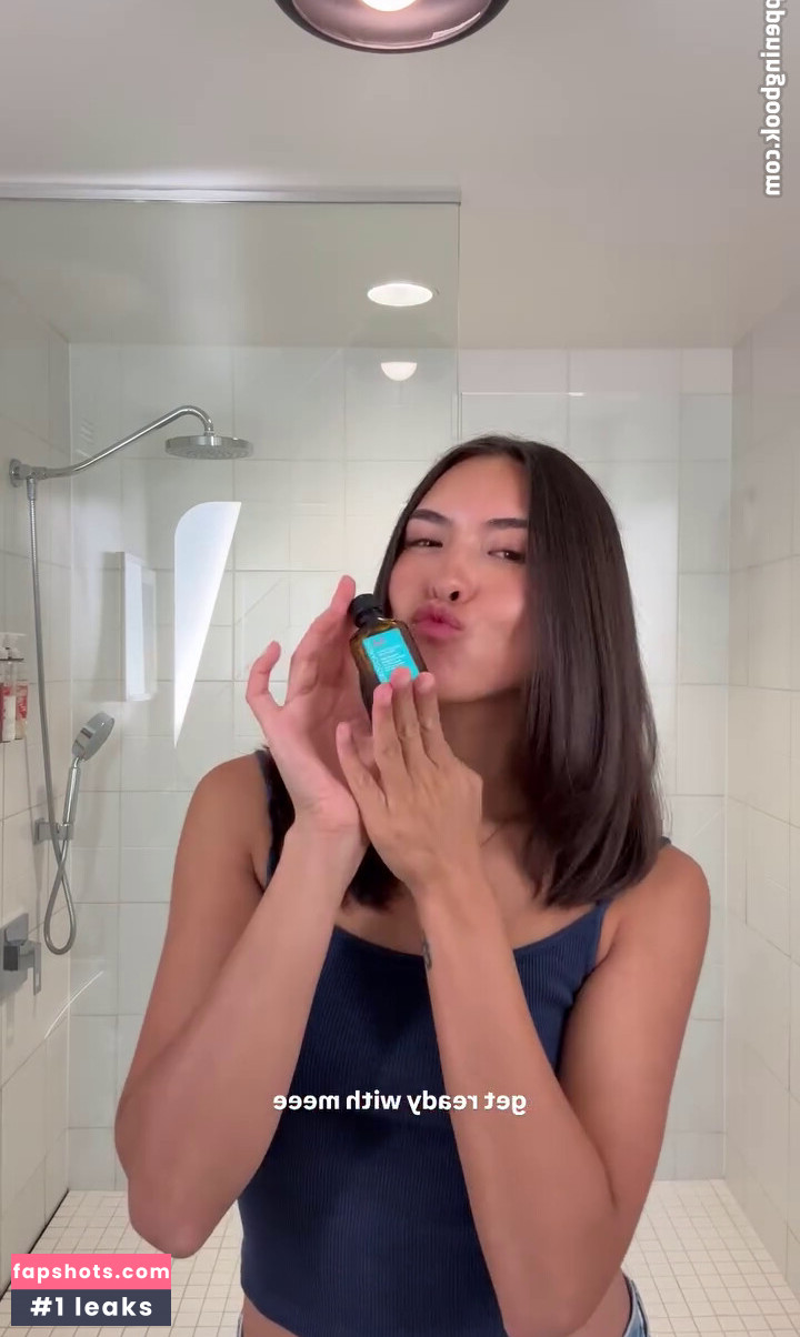 Shanti Tan gallery photo #97