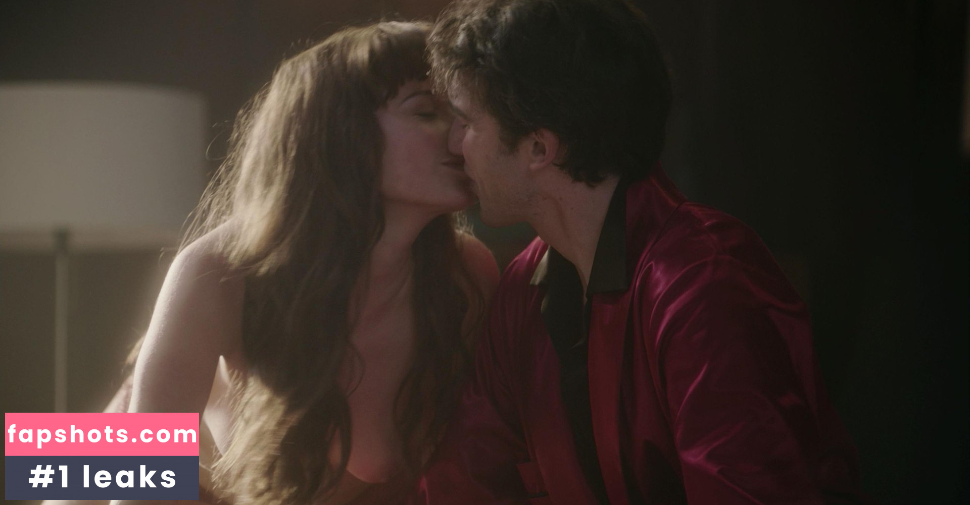 Shara Connolly gallery photo #11