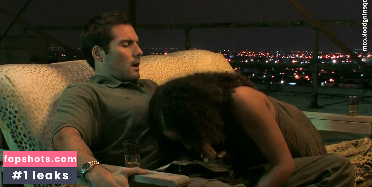 Shari Solanis gallery photo #3