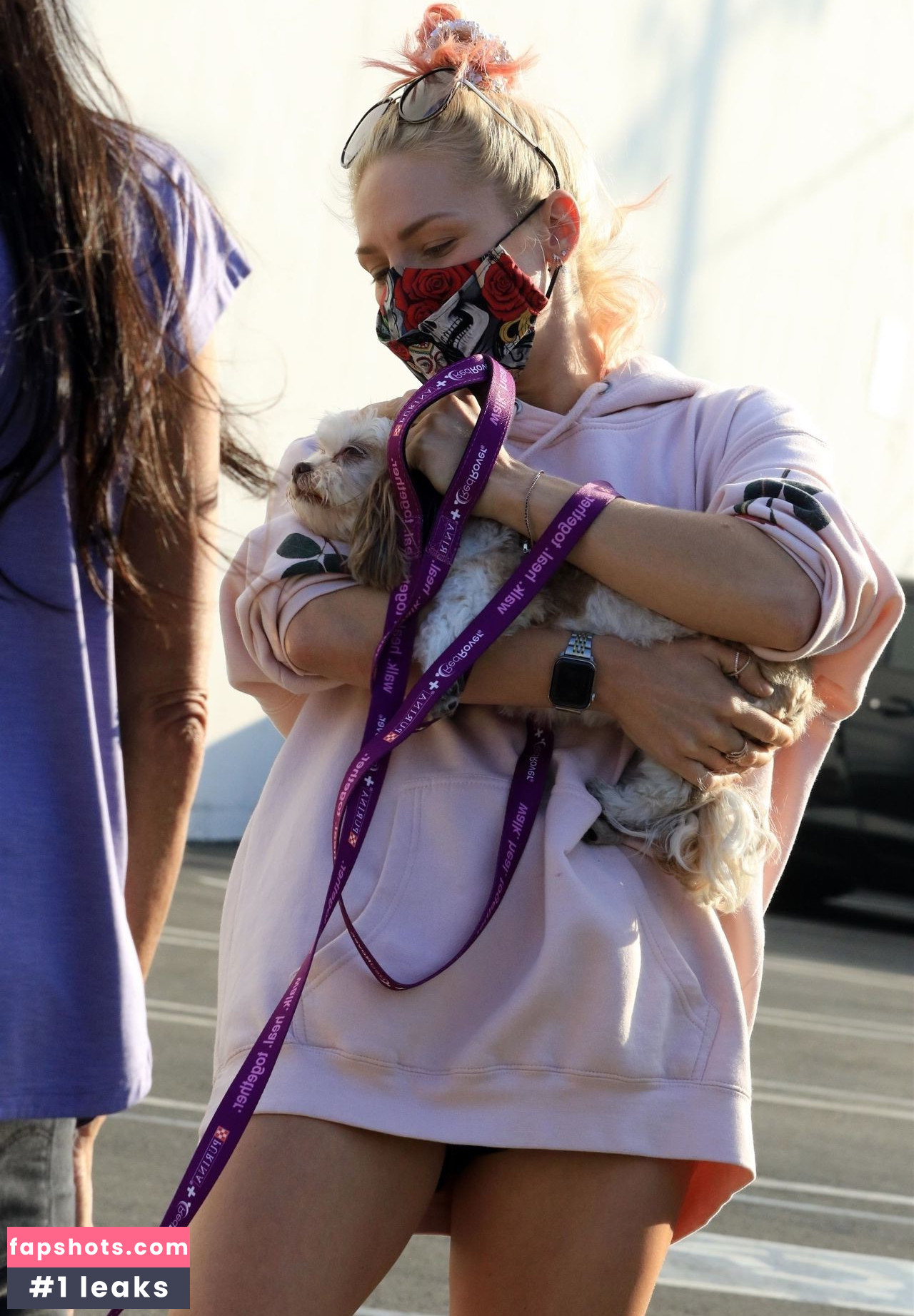 Sharna Burgess gallery photo #76