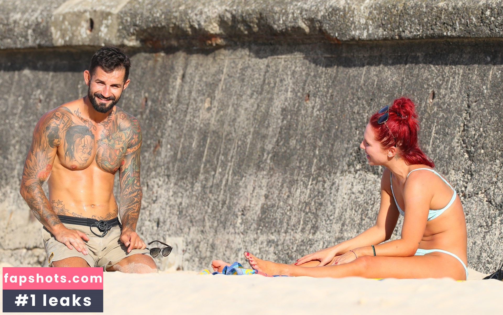 Sharna Burgess gallery photo #85