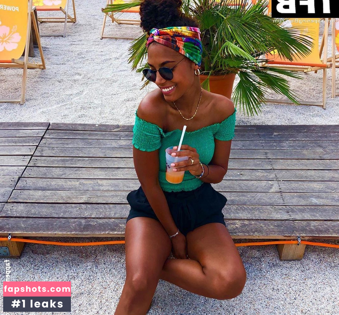 Sharon Battiste gallery photo #17