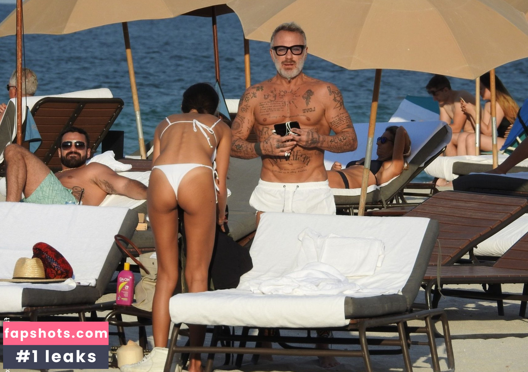 Sharon Fonseca gallery photo #118