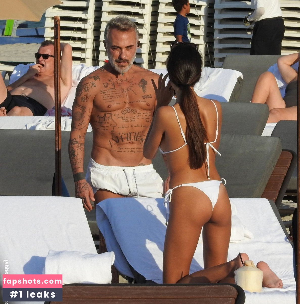 Sharon Fonseca gallery photo #151