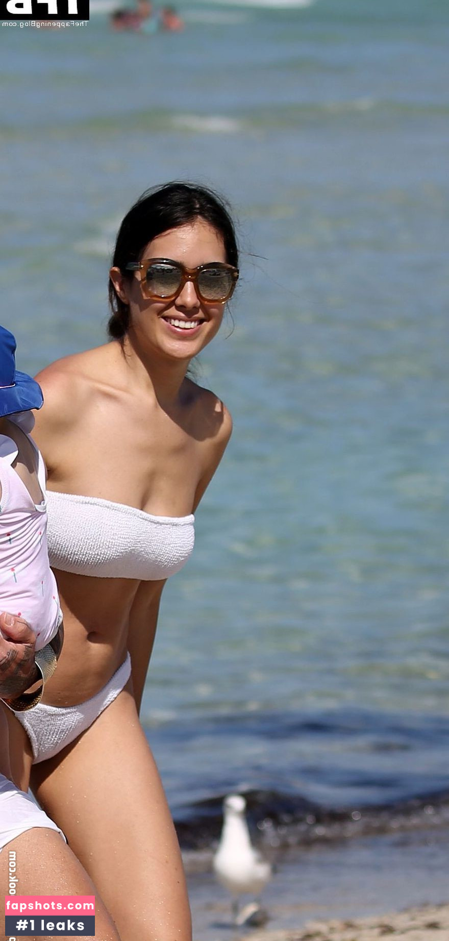 Sharon Fonseca gallery photo #3