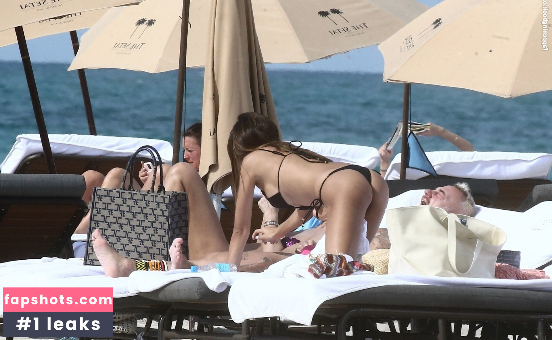 Sharon Fonseca gallery photo #43