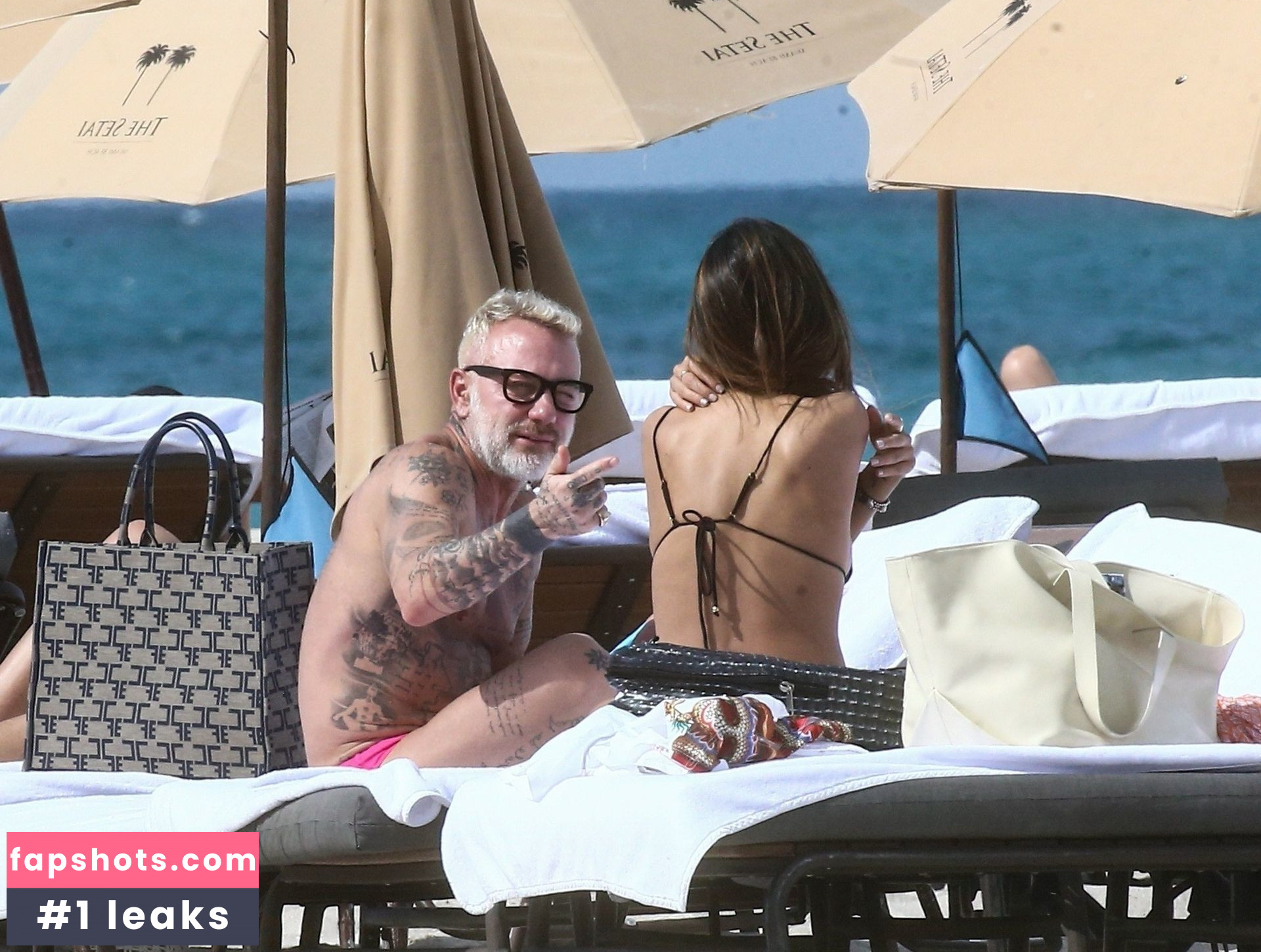 Sharon Fonseca gallery photo #44