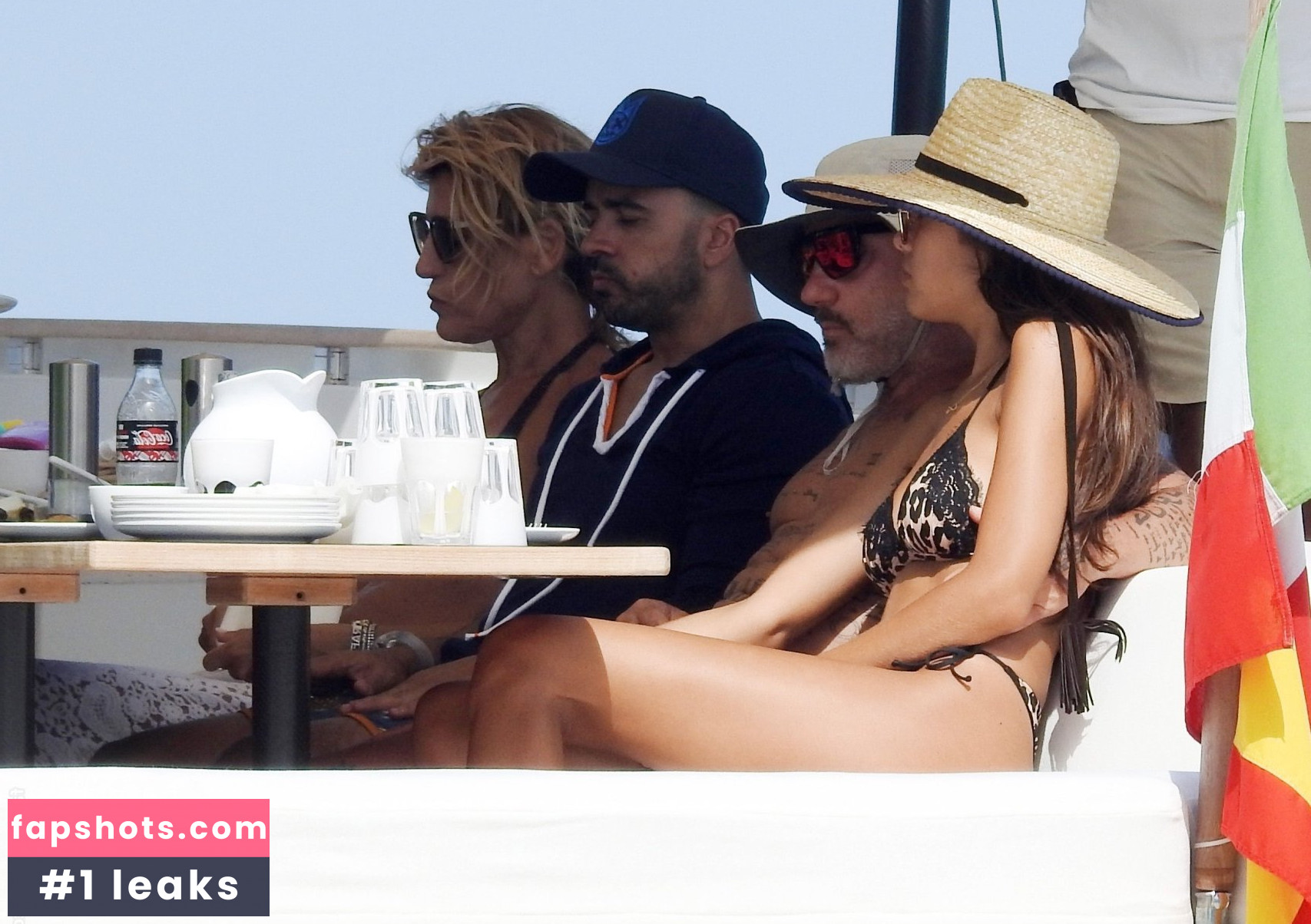 Sharon Fonseca gallery photo #83