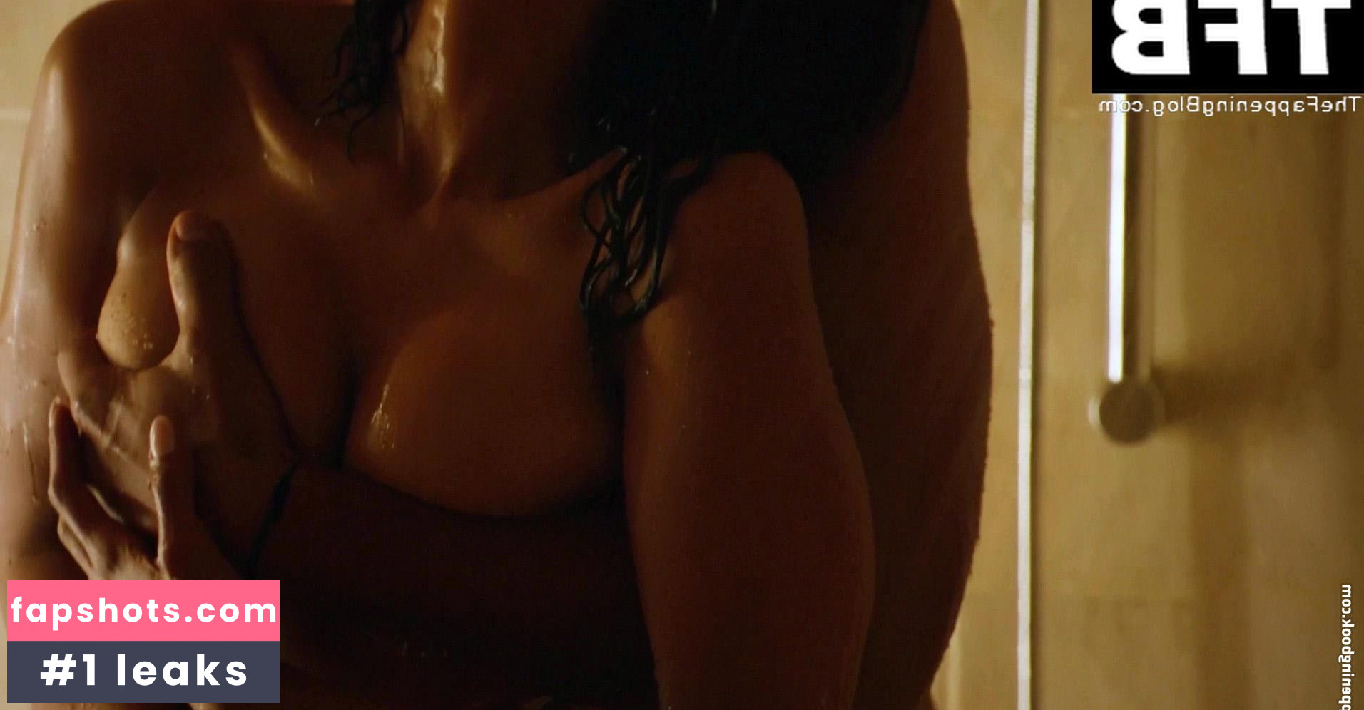 Sharon Leal gallery photo #4