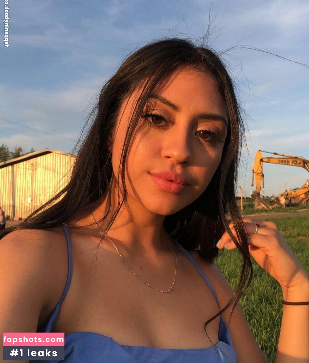 Sharon nude babe gallery