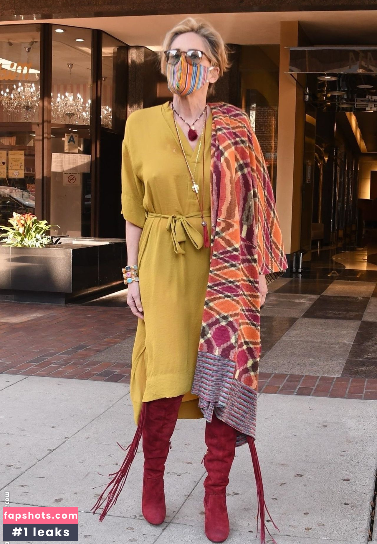 Sharon Stone gallery photo #94