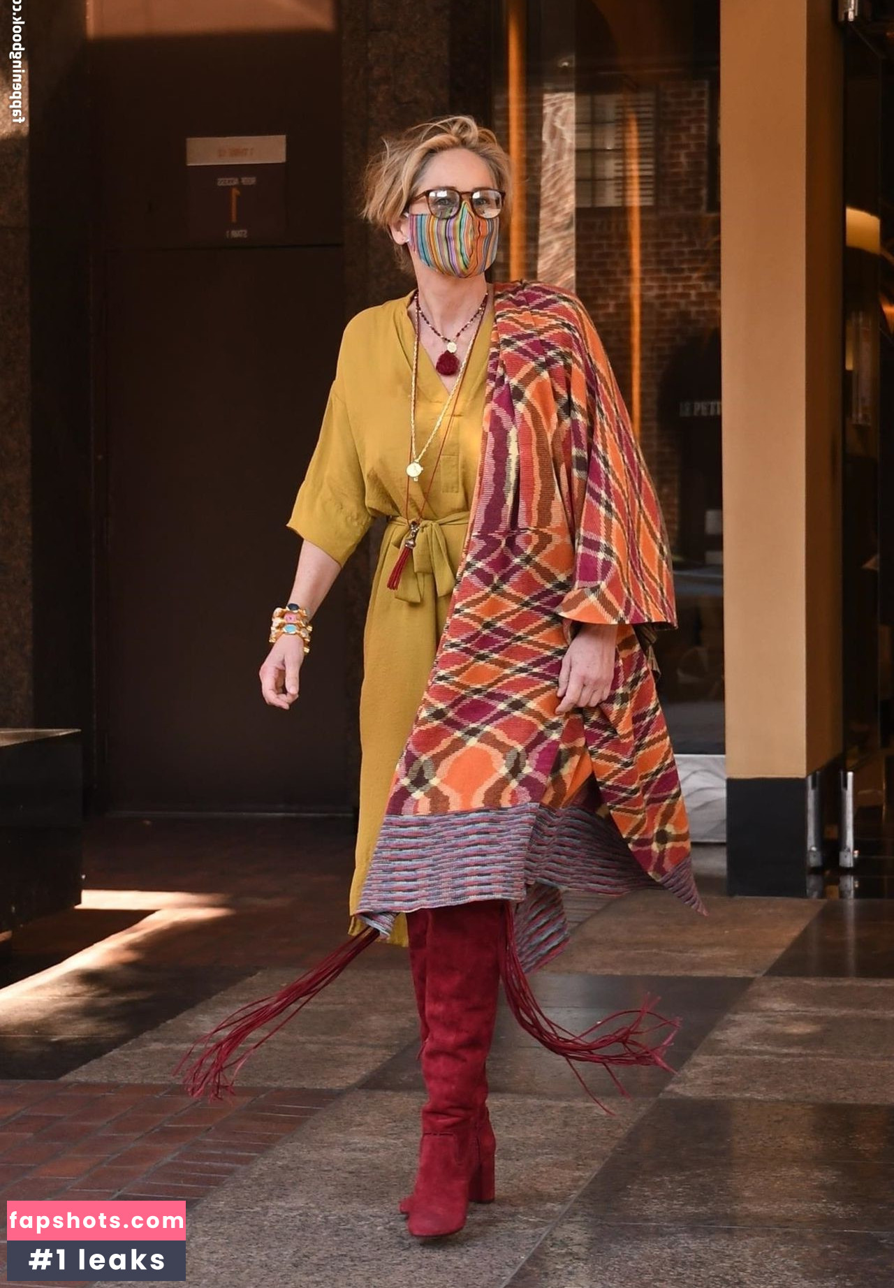 Sharon Stone gallery photo #96