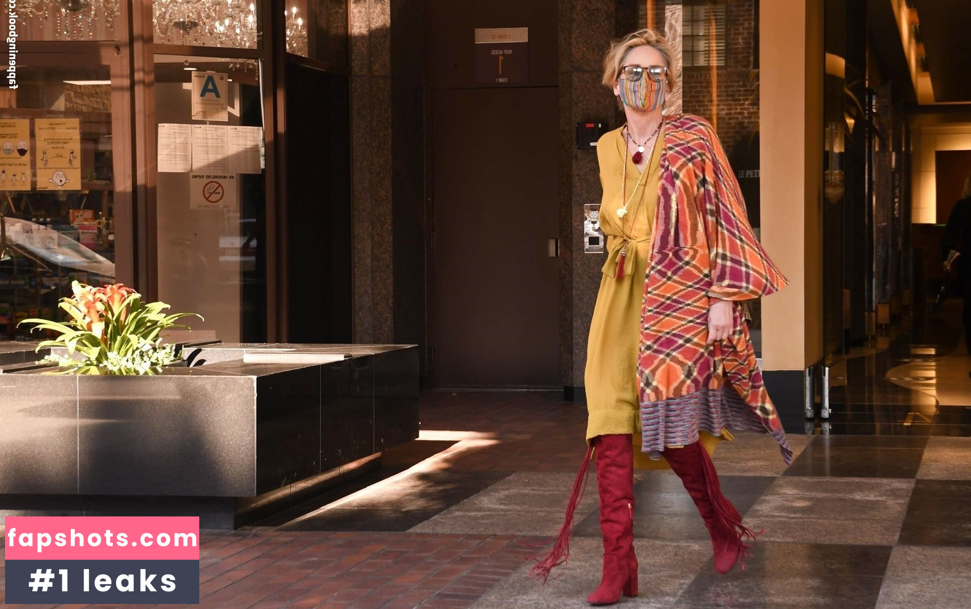 Sharon Stone gallery photo #99